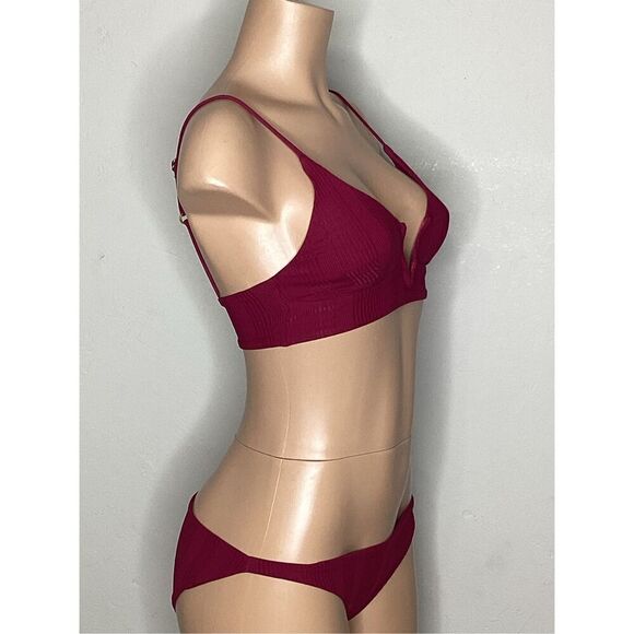 New. L*SPACE plum ribbed bikini set. Small. Retails $193 - Picture 5 of 9